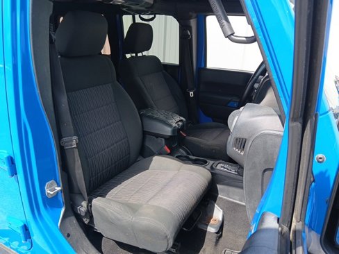 Used 2012 Jeep Wrangler Unlimited Sport image 35