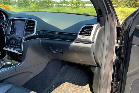Used 2018 Jeep Grand Cherokee Trailhawk w/ Trailhawk Luxury Group image 16