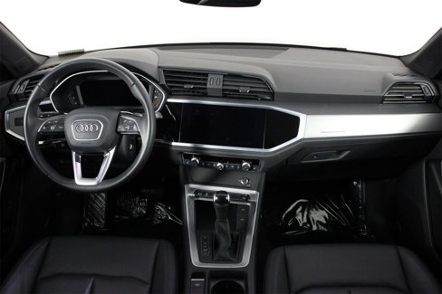 Used 2022 Audi Q3 2.0T Premium w/ Convenience Package image 11