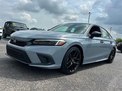 Used 2023 Honda Civic Sport image 3