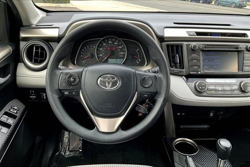 Used 2015 Toyota RAV4 XLE image 7