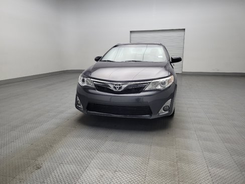 Used 2014 Toyota Camry XLE image 15