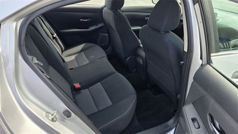Used 2022 Nissan Sentra SV image 7