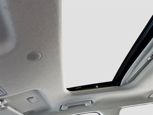Used 2024 Hyundai Venue SEL image 20
