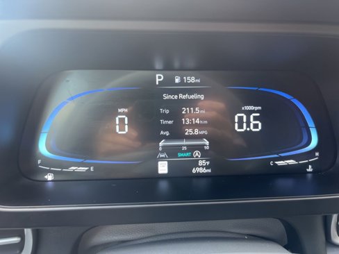 Certified 2025 Hyundai Elantra SE image 34
