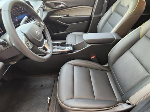 Used 2025 Chevrolet Trax ACTIV w/ Driver Confidence Package image 11