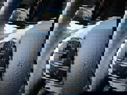 New 2025 Ford Explorer Active image 26