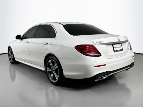 Used 2020 Mercedes-Benz E 350 4MATIC Sedan image 4