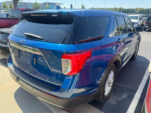 Used 2020 Ford Explorer XLT w/ Equipment Group 202A image 3