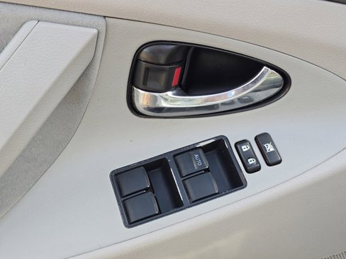 Used 2009 Toyota Camry Hybrid image 32