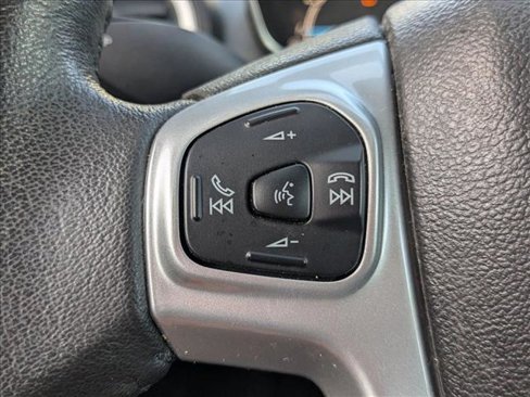 Used 2016 Ford Fiesta SE image 9