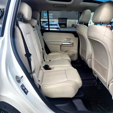Used 2020 Mercedes-Benz GLB 250 4MATIC image 10