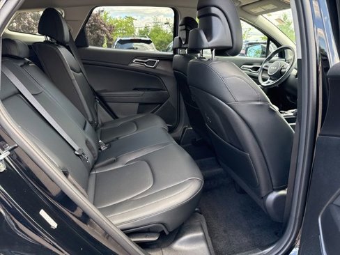 Used 2023 Kia Sportage EX image 24