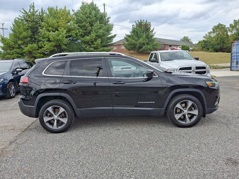 Used 2019 Jeep Cherokee Limited image 9