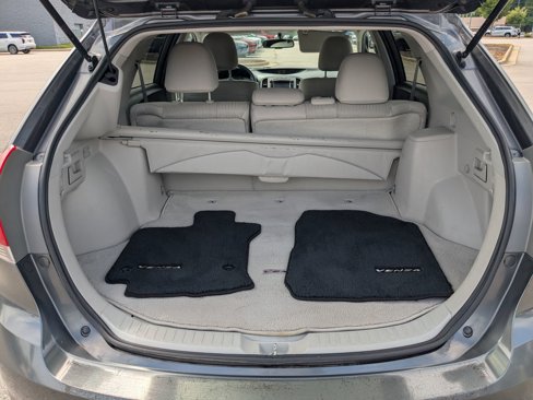Used 2014 Toyota Venza LE image 32