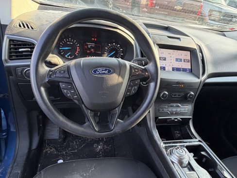 Used 2020 Ford Edge SE image 9