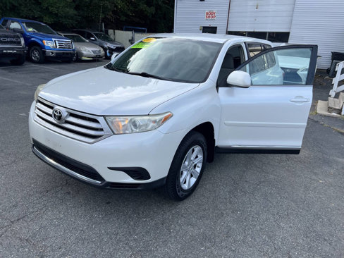 Used 2012 Toyota Highlander SE image 35