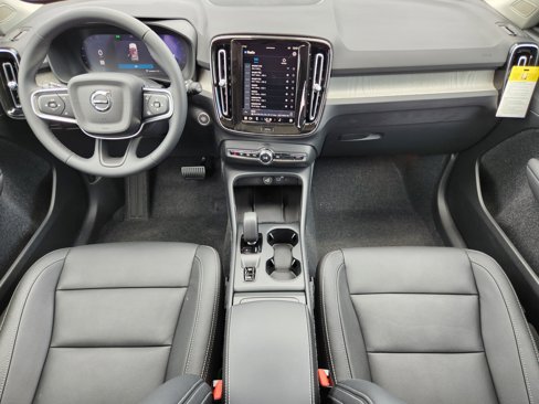 New 2025 Volvo XC40 B5 Core w/ Climate Package image 14