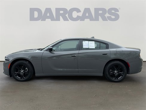 Used 2023 Dodge Charger SXT w/ Cold Weather Package image 4