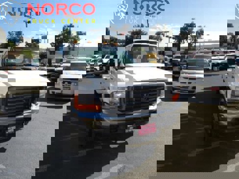 Used 2000 Ford F350 2WD SuperCab DRW Super Duty image 11