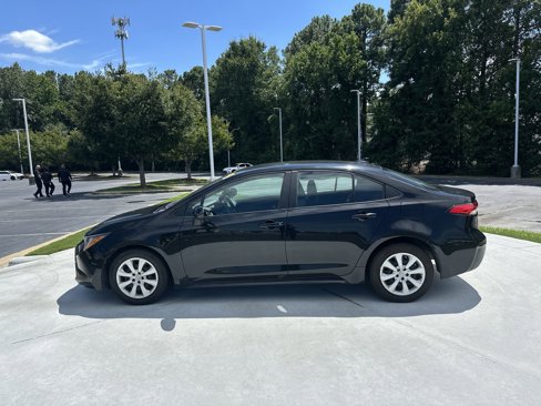 Used 2023 Toyota Corolla LE image 7