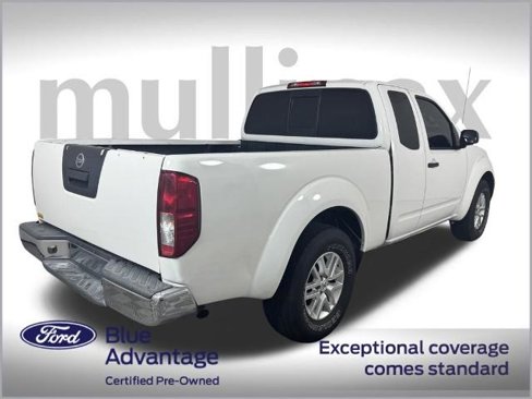 Used 2019 Nissan Frontier SV image 5