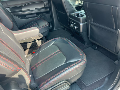 Used 2021 Ford Expedition Max Limited image 16