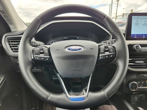 Certified 2022 Ford Escape SE w/ Convenience Package image 16