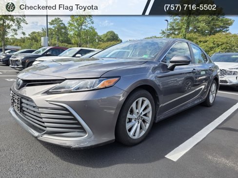 Used 2021 Toyota Camry LE image 1