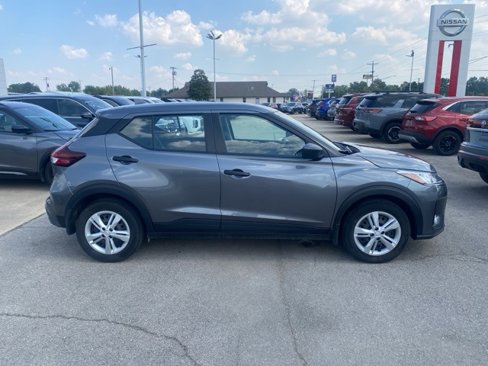Used 2024 Nissan Kicks S image 7