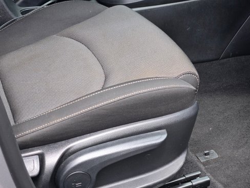 Used 2023 Kia Forte LXS image 7