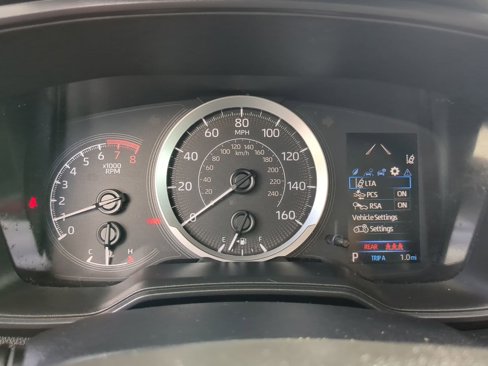 Used 2021 Toyota Corolla LE image 57