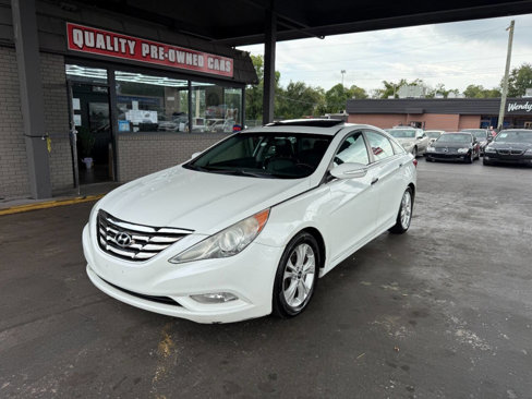 Used 2011 Hyundai Sonata Limited image 1