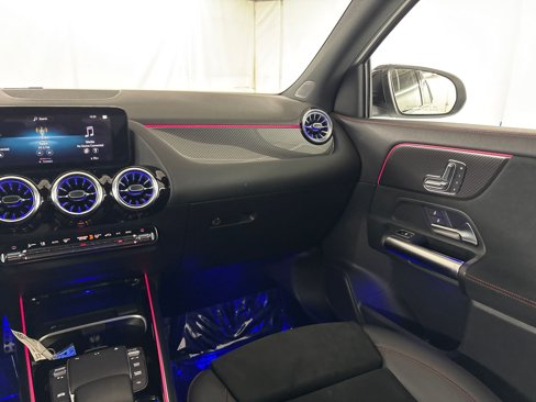 Certified 2023 Mercedes-Benz GLA 250 image 28