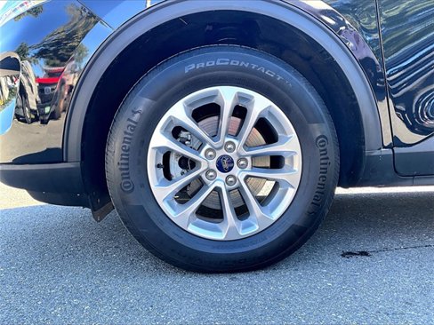 Used 2022 Ford Escape SE w/ Cold Weather Package image 9
