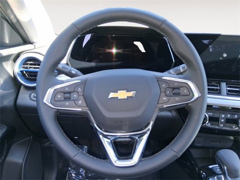 New 2025 Chevrolet Trax LT w/ Driver Confidence Package image 12