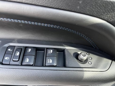 New 2025 Jeep Compass Latitude w/ Altitude Special Edition image 11
