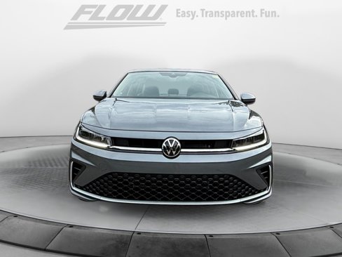New 2026 Volkswagen Jetta SE image 2