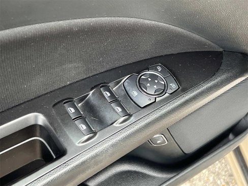 Used 2017 Ford Fusion SE image 13