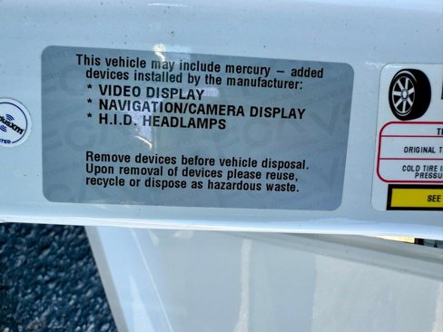 Used 2017 Chrysler 300 C image 34