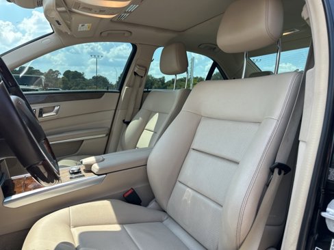 Used 2014 Mercedes-Benz E 350 Sedan image 10