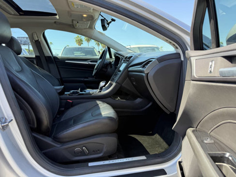 Used 2016 Ford Fusion Titanium image 26