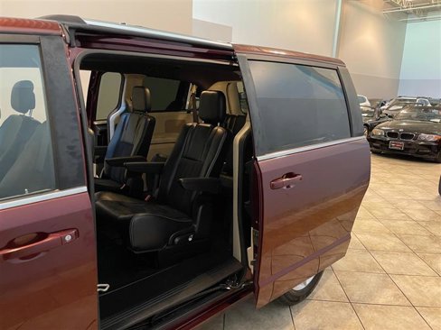 Used 2019 Dodge Grand Caravan SXT image 72