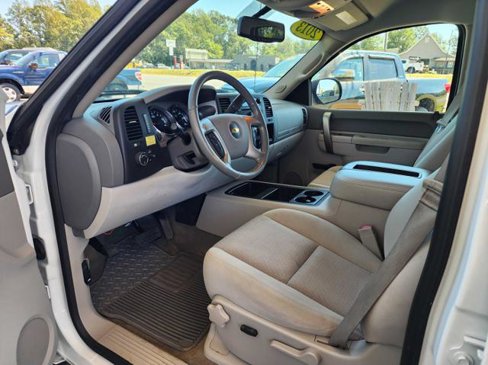 Used 2013 Chevrolet Silverado 1500 LT image 12