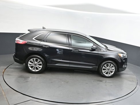 Used 2024 Ford Edge Titanium image 36