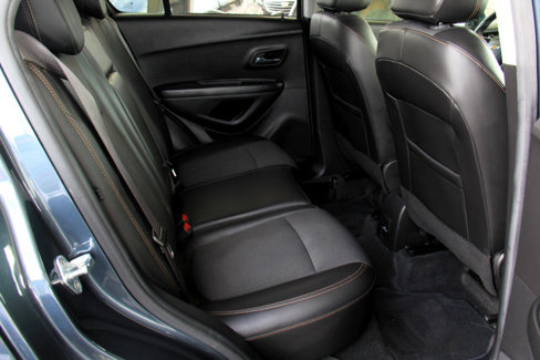 Used 2022 Chevrolet Trax LT w/ Driver Confidence Package image 27