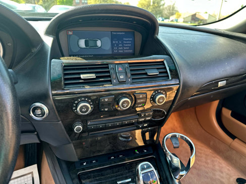 Used 2008 BMW 650i Convertible w/ Sport Pkg image 20
