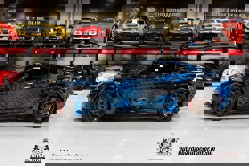 Used 2016 Chevrolet Corvette Z06 w/ 3LZ Preferred Equipment Group image 5