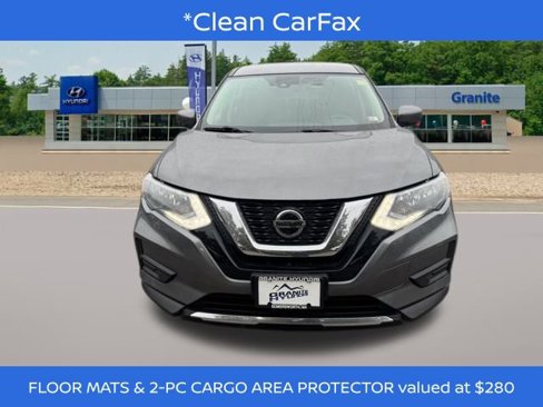 Used 2019 Nissan Rogue S image 3