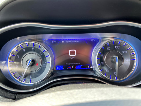 Used 2019 Chrysler 300 Touring w/ Sport Appearance Package image 24